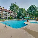 4-Season Condo On Big Boulder Lake With Views!